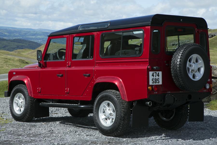  Land Rover Defender 110 2013 года  (фото 6 из 11)